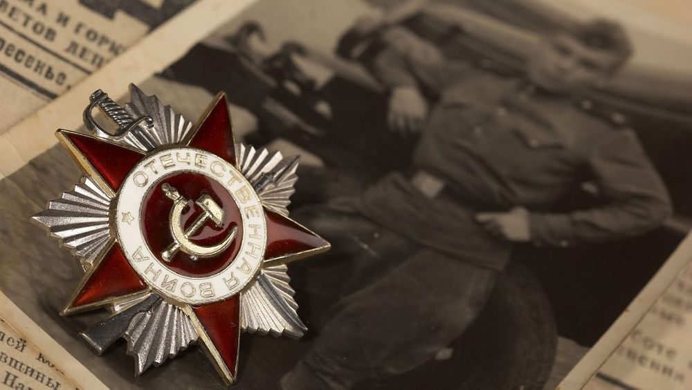 Жителей Коми приглашают принять участие в литературном конкурсе
«Герои Великой Победы»