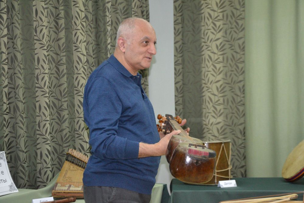 В Ухте стартовал цикл выставок национально-культурных автономий приучен к 100-летию Республики Коми