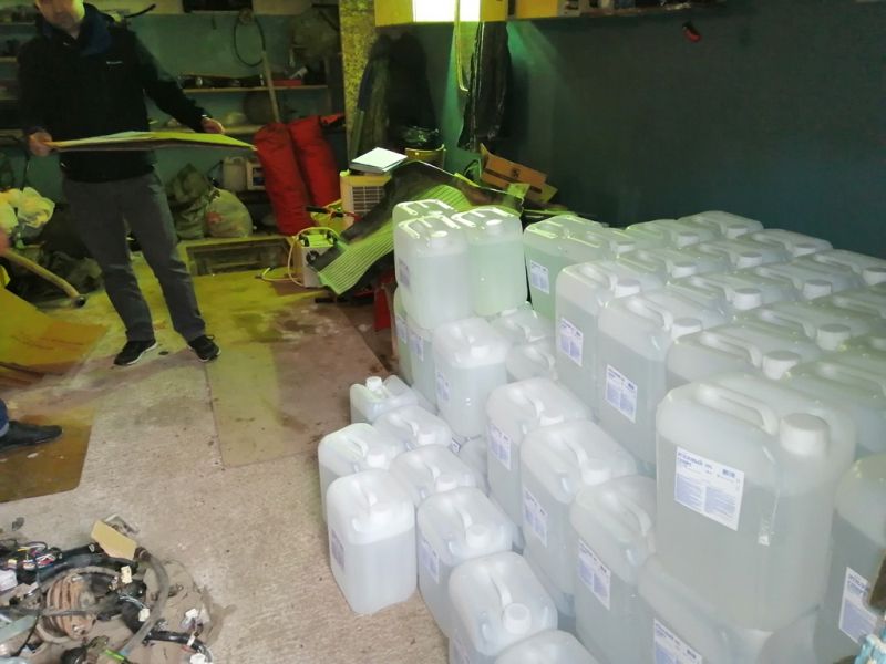 Житель Саратова хотел напоить ухтинцев контрафактным алкоголем на 2 миллиона рублей