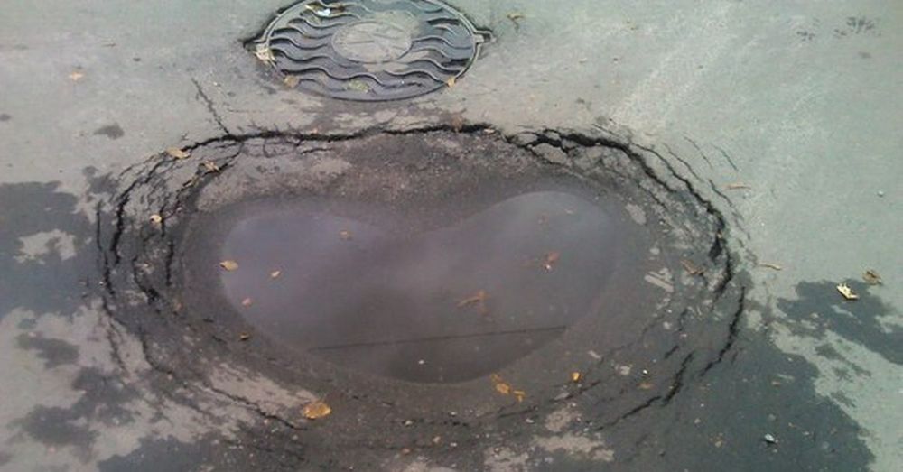 В Сыктывкаре стартовала кампания по ремонту дорог, а в Ухте пока тишина