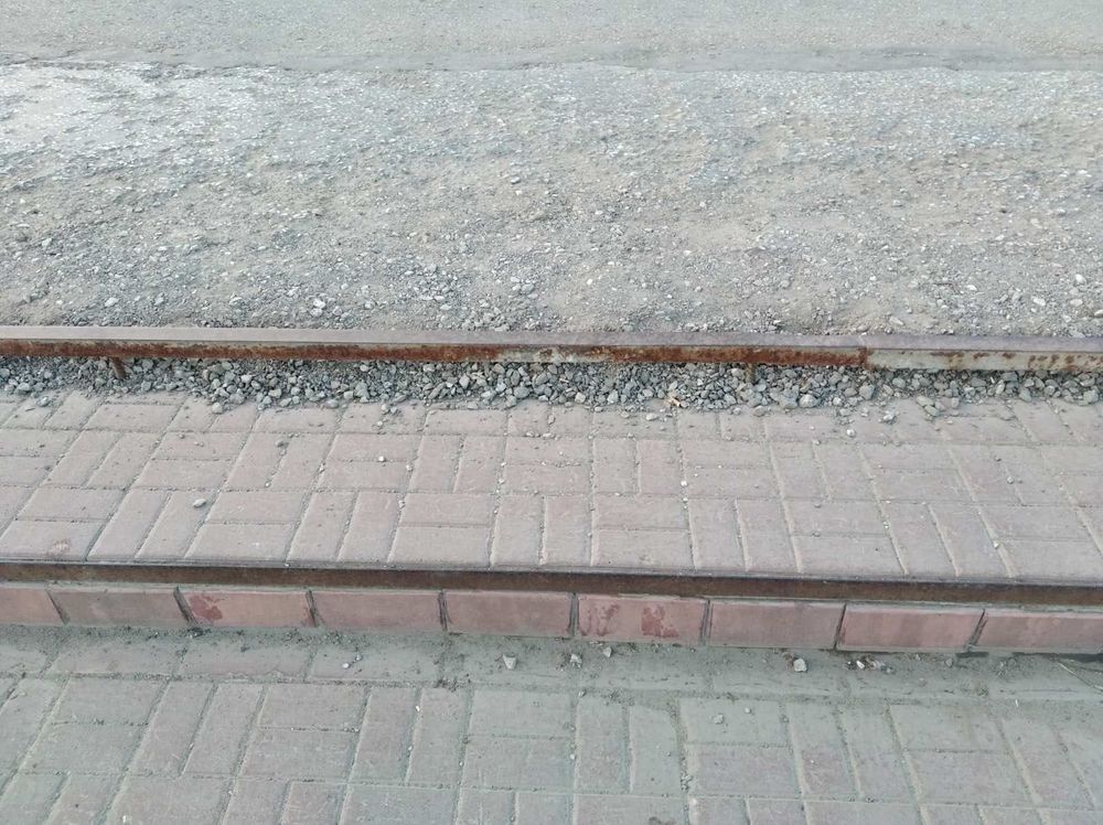 65-летняя ухтинка получила серьезные травмы, упав на ступеньках, которые никак не могут отремонтировать