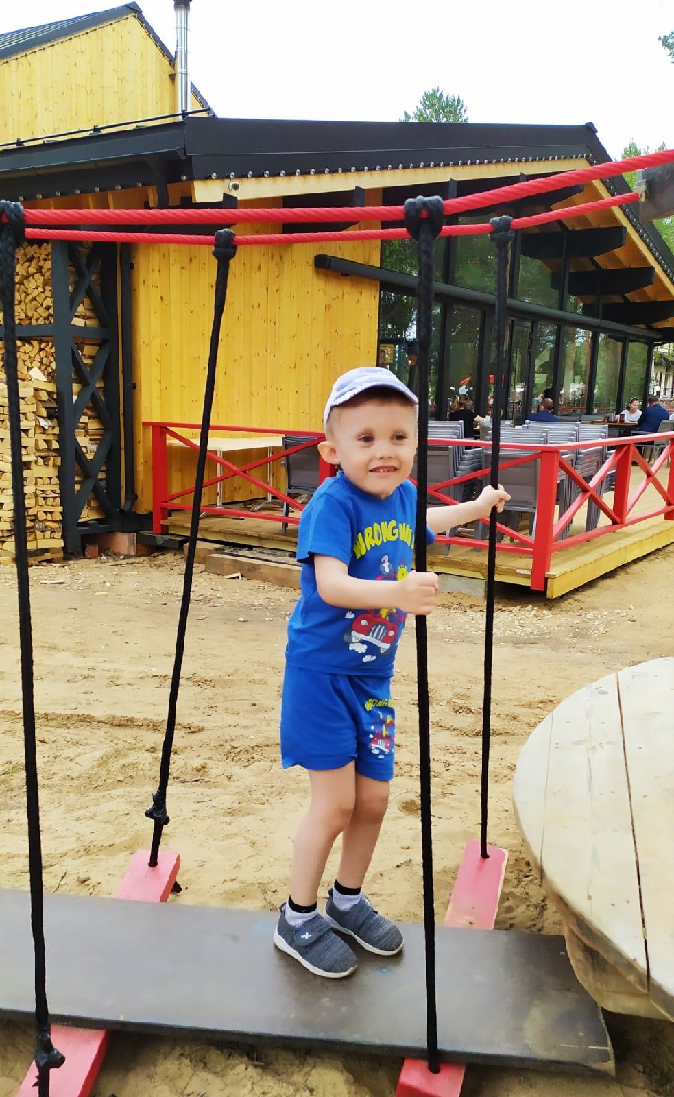 Пятилетнему Юре из Сыктывкара нужна наша помощь