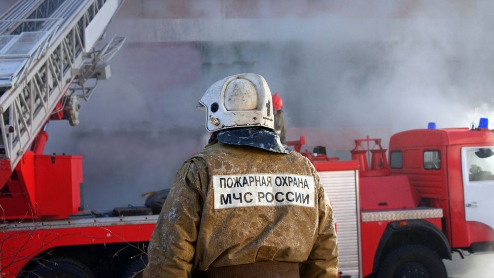 В Ухте сгорела Нива и гараж