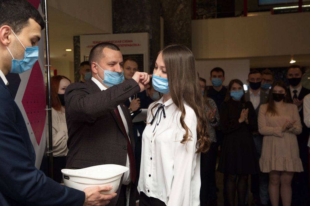 В Ухте молодых специалистов посвятили в нефтяники