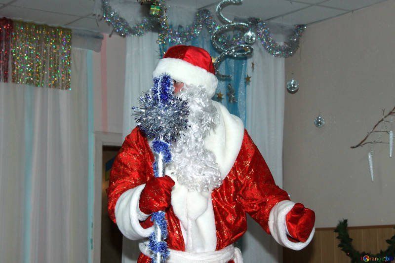 Ухтинцы, чьи дети ходят в детские сады,  смогут посетить Новогодние утренники