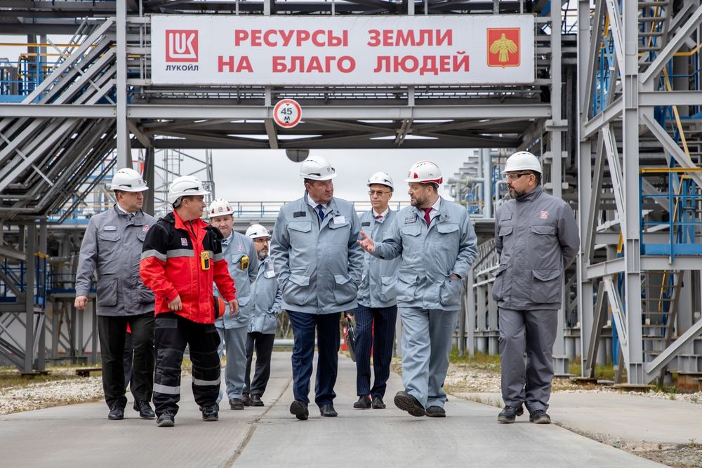 Новый руководитель ЛУКОЙЛ-Коми побывал на производственных объектах и встретился представителями руководства Усинска и Ухты