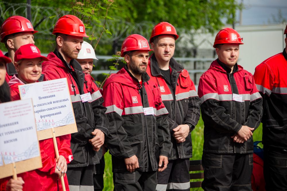 В двух подразделениях ЛУКОЙЛа прошел конкурс профессионального мастерства среди рабочих.
