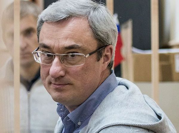 Бывший глава Коми Вячеслав Гайзер направляется в СИЗО Сосногорска