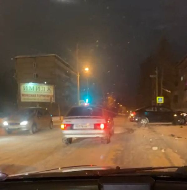 Поспешишь и будешь потом долго пешеходом