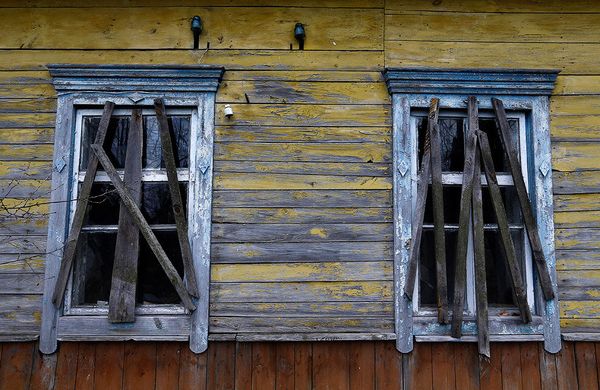 В Ухте два аварийных дома снесут за 5 млн рублей