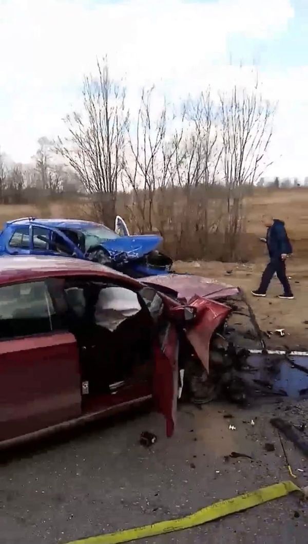 В аварии на участке дороги между Ухтой и Водным пострадали три человека