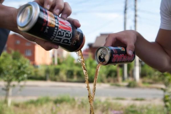 В Коми запретили продажу энергетиков несовершеннолетним