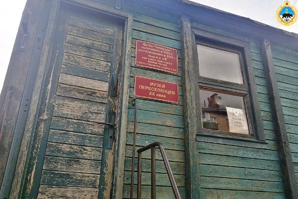 Ухтинский историк Виктор Моор подарил несколько экспонатов для создаваемой в УФСИН Коми музейной экспозиции