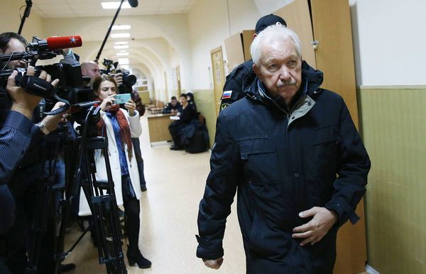 Ухтинский суд принял решение и отправил экс - главу Коми Владимира Торлопова на свободу по УДО