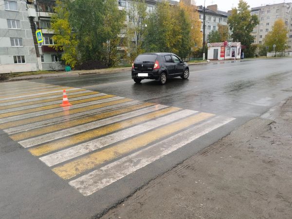 В Ухте на переходе сбили двух пешеходов