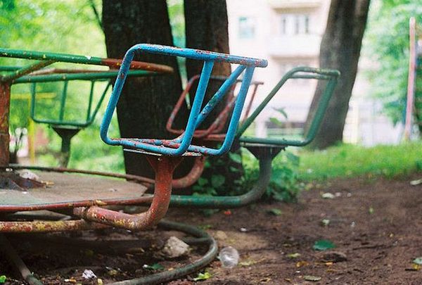 В Ухте проверят на безопасность три детские площадки