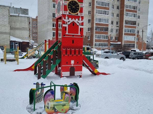 В Ухте появились три детские площадки с патриотической тематикой