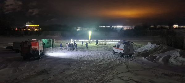 Ночью в Крещенскую купель в Ухте окунулись более 500 человек