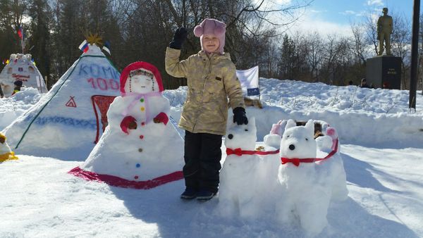 В Ухте началась подготовка к    городскому фестивалю снежных скульптур «В гостях у сказки»