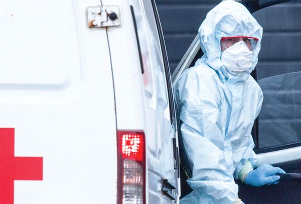 Нефтяники выделили детской больнице автомобиль