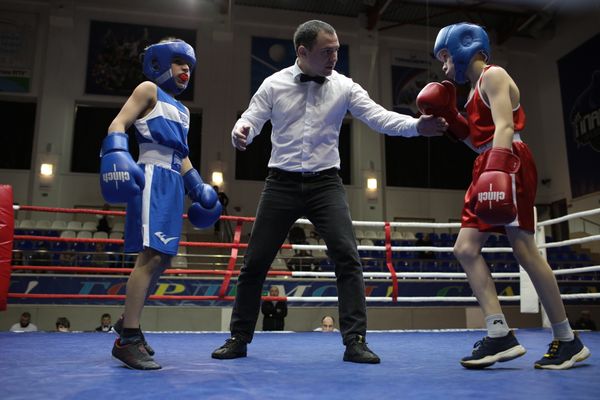 В Ухте стартовал межрегиональный турнир по боксу памяти Эдуарда Захарова