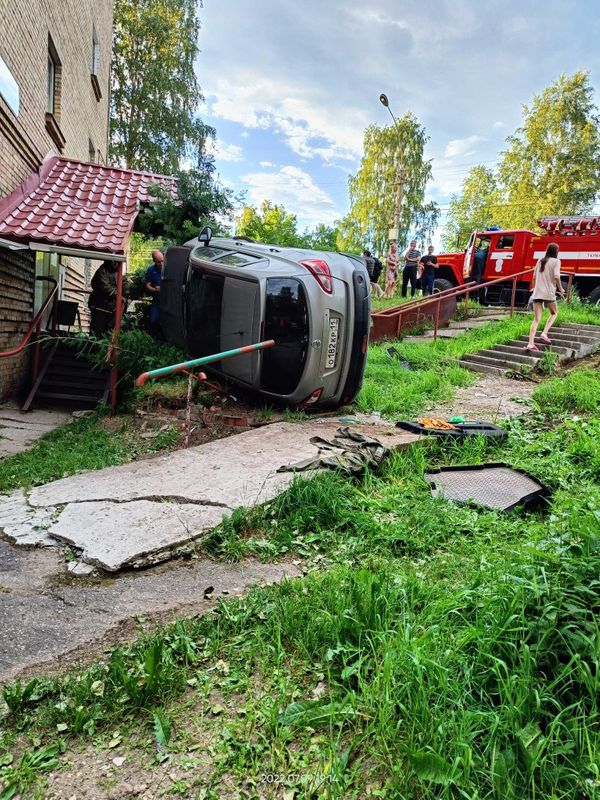 Пострадавшая в ухтинском ДТП девочка чудом выжила - ГИБДД