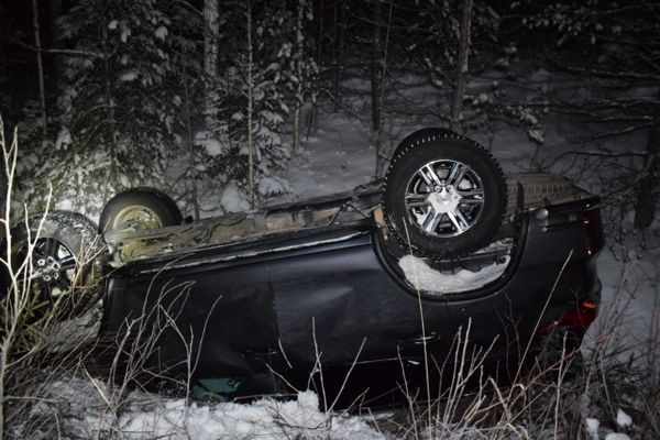 Сегодня ночью  в районе Гэрдъёль в аварии пострадала  женщина