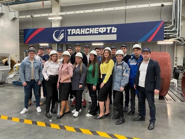 АО «Транснефть – Север» организовало экскурсии для студентов УГТУ на заводы в  Челябинск