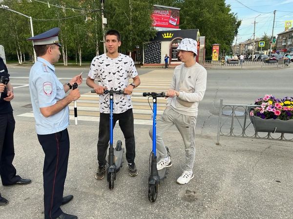 Автоинспекторы напомнили ухтинским водителям двухколенного  транспорта о правилах дорожного движения