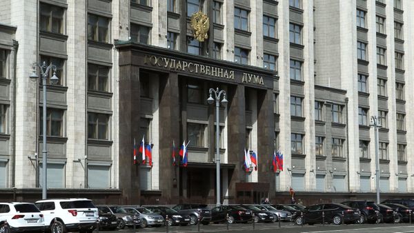 Банкам запретили взимать с клиентов комиссии за переводы самому себе