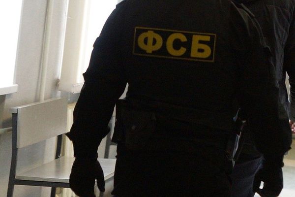 Житель Сосногорска решил заняться контрабандой военной техники