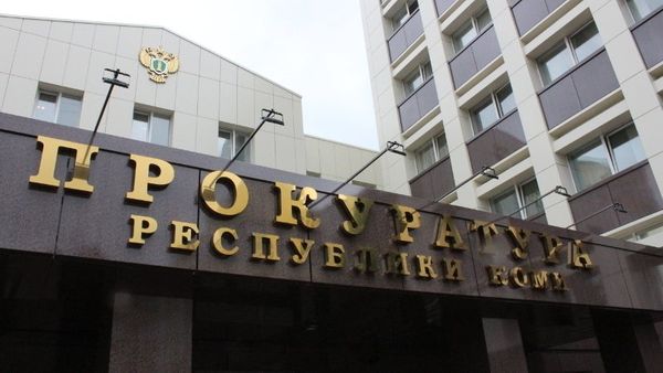 Две подруги из Ухты за оскорбления в социальной сети заплатят штрафы