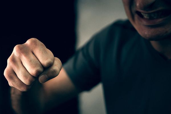 Ухтинец два с половиной года проведет в колонии за избиение возлюбленной