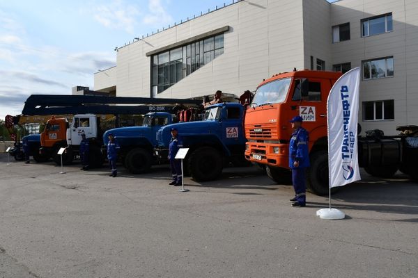 АО «Транснефть - Север» передало строительную технику новым регионам РФ