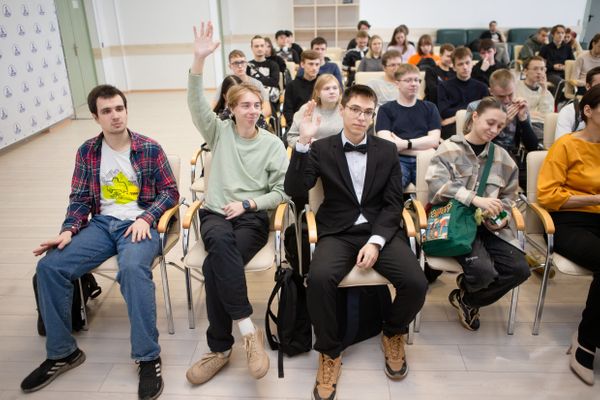 Работники АО «Транснефть – Север» провели лекции для студентов