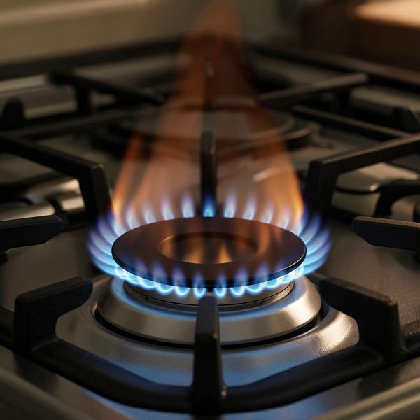 Газовики напоминают о необходимости и важности своевременной замены газового оборудования
